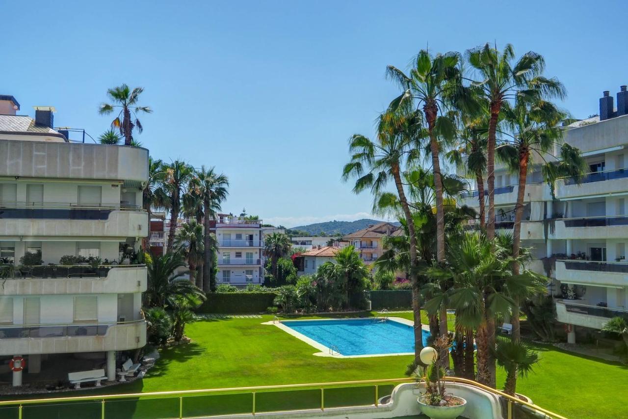 Mediterraneo Seaview Apartment By Hello Homes Sitges Extérieur photo